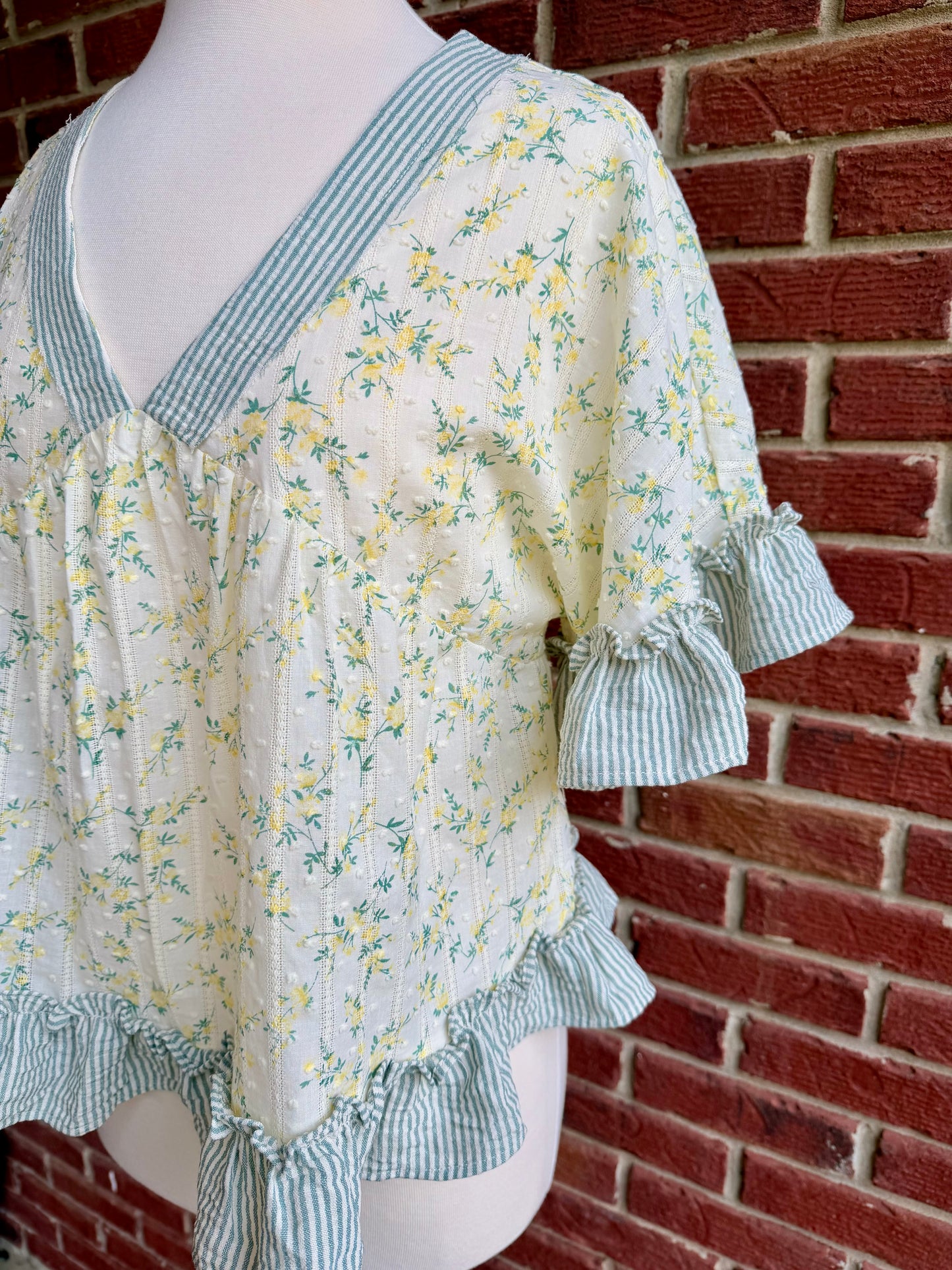 Floral Ruffle Hem Top