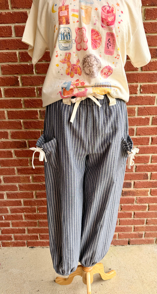 Bow Textured Woven Pants